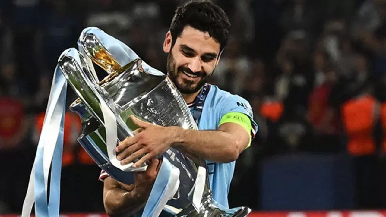 Dursun Özbek'in Galatasaray taraftarına şampiyonluk hediyesi Hakan Çalhanoğlu: Menajeri İstanbul'a geldi, anlaşma sağlandı - Sayfa 11