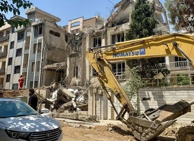 Sivil katliam Gazze’den Tahran’a taşındı... Netanyahu'nun "Tahran'ı boşaltın" tehdidi sonrası katiller ordusu İran'da hastaneleri vurdu! - Sayfa 5