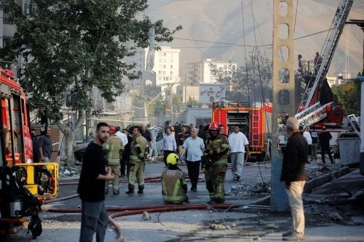Sivil katliam Gazze’den Tahran’a taşındı... Netanyahu'nun "Tahran'ı boşaltın" tehdidi sonrası katiller ordusu İran'da hastaneleri vurdu! - Sayfa 8