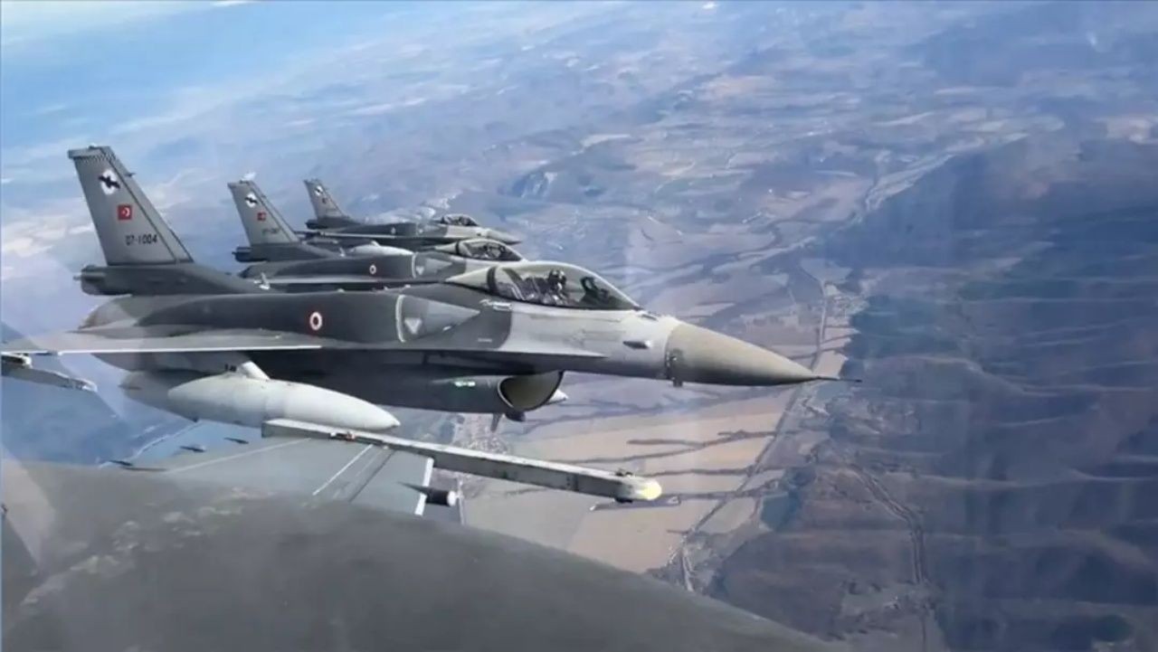Türk F-16’ları havada! Sınırı ihlal eden İsrail uçaklarına sert uyarı! Türkiye teyakkuzda - Sayfa 3