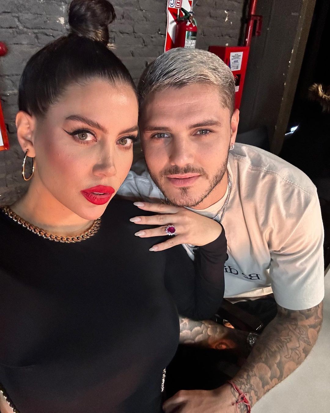Icardi'yle yaşadığı olaylarla gündemden düşmeyen Wanda Nara, gözyaşlarıyla paylaştı! - Sayfa 1
