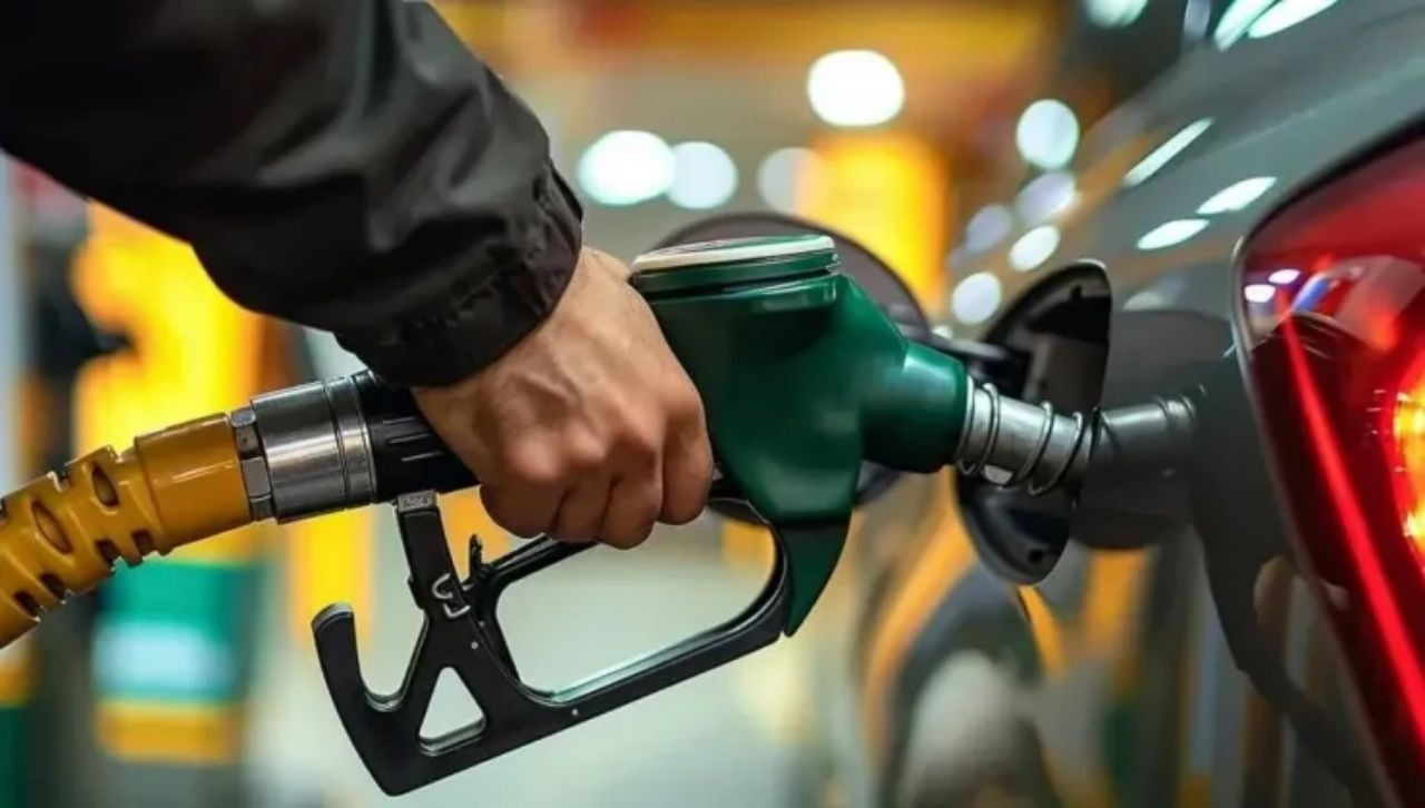Akaryakıta zam çifter çifter geliyor! Benzin ve motorine yeni zam geliyor - Sayfa 4