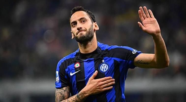 Inter Hakan Çalhanoğlu İçin Galatasaray'dan İstediği Fiyat Belli Oldu - Sayfa 4