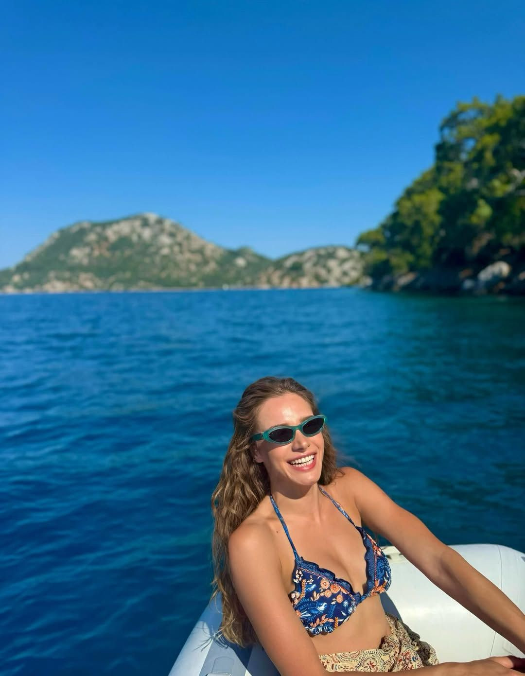 Miray Daner'in tatil pozları sosyal medyayı kasıp kavurdu! Güzelliğiyle büyüledi - Sayfa 2