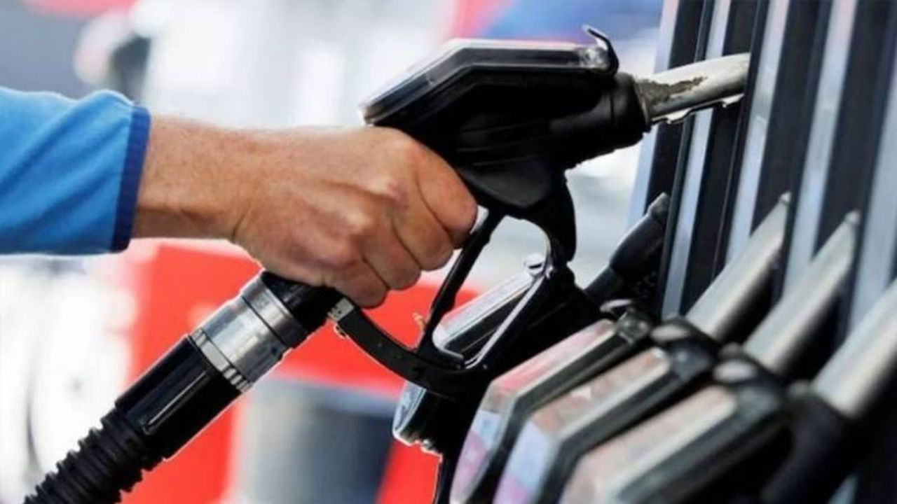 Akaryakıta her gün zam geliyor! Araç sahipleri dikkat! Benzin ve motorinde fiyatlar bir kez daha değişiyor - Sayfa 4
