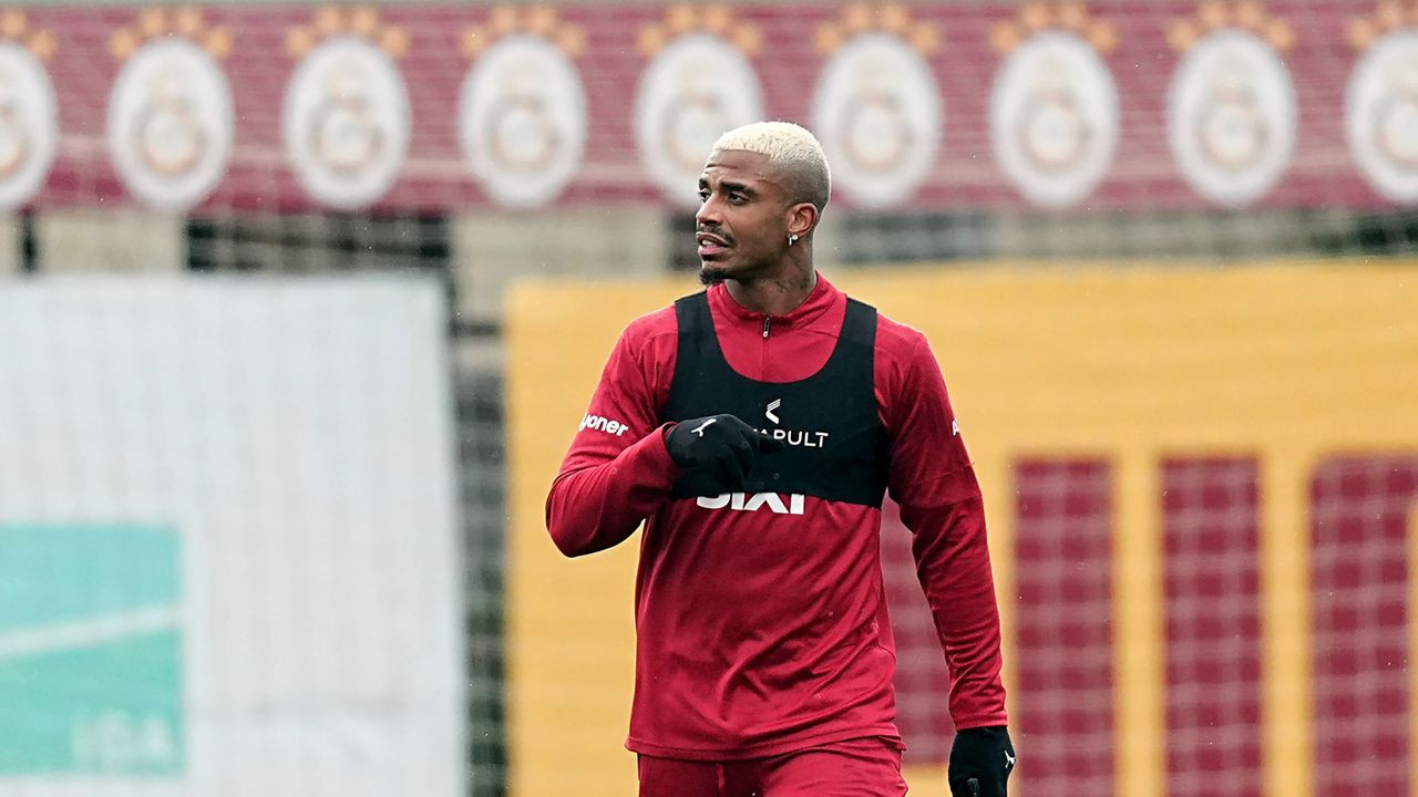 Galatasaray'da herkesi şaşırtan sürpriz ayrılık! Oyuncuyla anlaşma sağlandı, 10 milyon euro bonservis ödenecek - Sayfa 4
