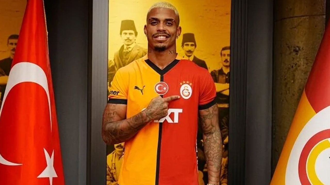 Galatasaray'da herkesi şaşırtan sürpriz ayrılık! Oyuncuyla anlaşma sağlandı, 10 milyon euro bonservis ödenecek - Sayfa 1