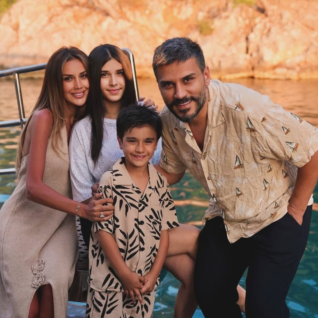 Dilan Polat’ın kızı Nilda’nın ortaokul mezuniyet kıyafeti tepki çekti! Dekoltesi eleştirildi - Sayfa 3