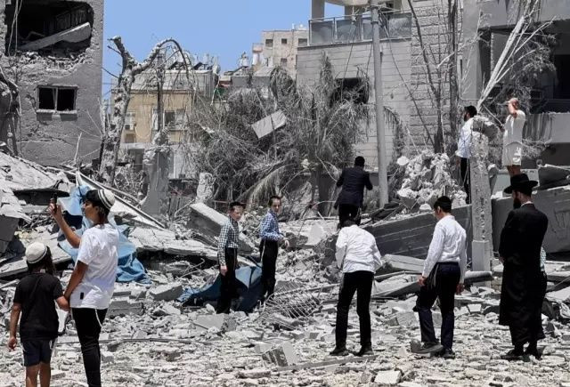 İsrail-İran savaşında 8. gün: Füze yağmuru durmuyor, İsrail'in siber güvenlik merkezi imha edildi! - Sayfa 3