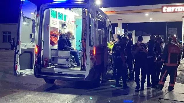 Sakarya'da yolcu otobüsü TIR’a arkadan çarptı: 2’si ağır, 12 kişi yaralandı - Sayfa 3