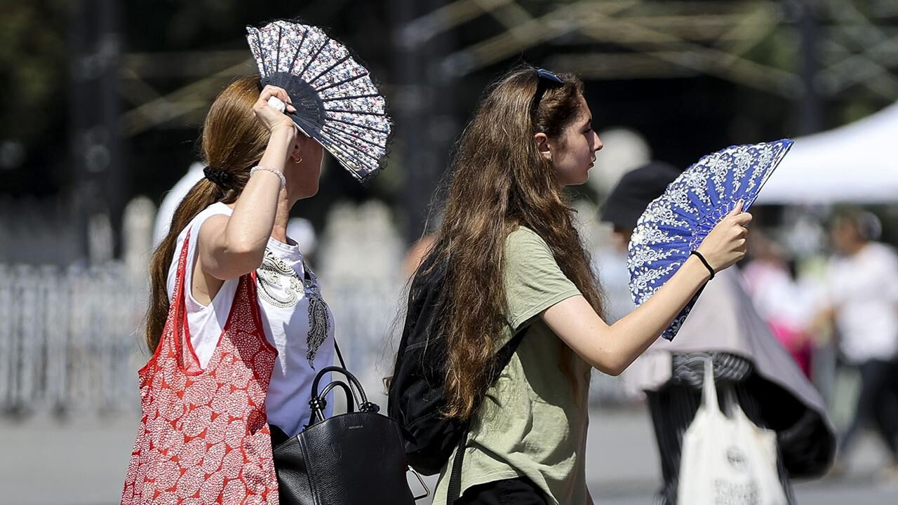 AKOM'dan İstanbul'a sıcak hava dalgası uyarısı: 3 gün boyunca 11.00 ile 16.00 arası dışarı çıkmayın! - Sayfa 3