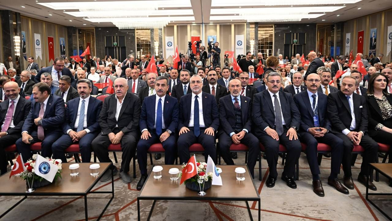 Kamu işçisine zam için tarih belli oldu! Bakan Işıkhan: Bu hafta ikinci teklifimizi işçi konfederasyonlarımıza ileteceğiz - Sayfa 5