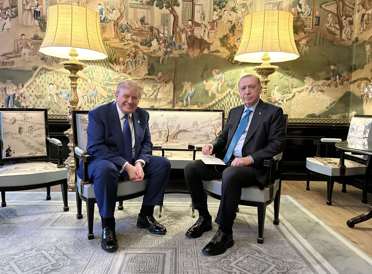 Cumhurbaşkanı Erdoğan-Trump zirvesinde dikkat çeken detay! Erdoğan'ın elindeki zarfta ne var? İşte iki senaryo... - Sayfa 3