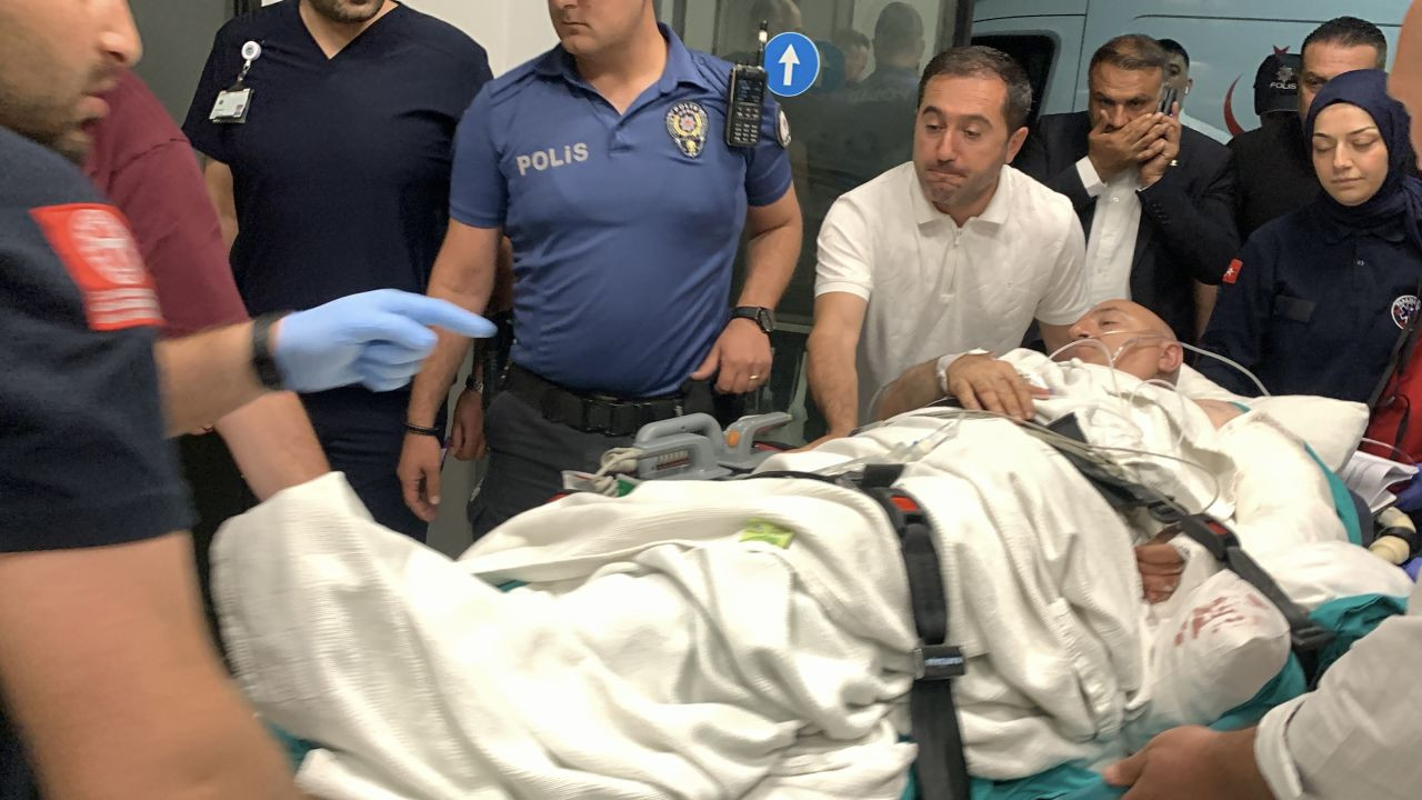 Kocaeli Darıca Belediye binasında kan donduran anlar: Zabıta memuru başkanlık makamında intihar etti, seken kurşun Başkan Bıyık'ı yaraladı - Sayfa 4