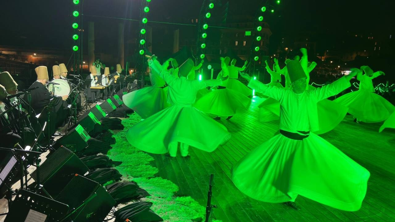 İtalya'nın kalbinde Mevlevi seması... Kolezyum'daki gösteri izleyenleri büyüledi - Sayfa 5
