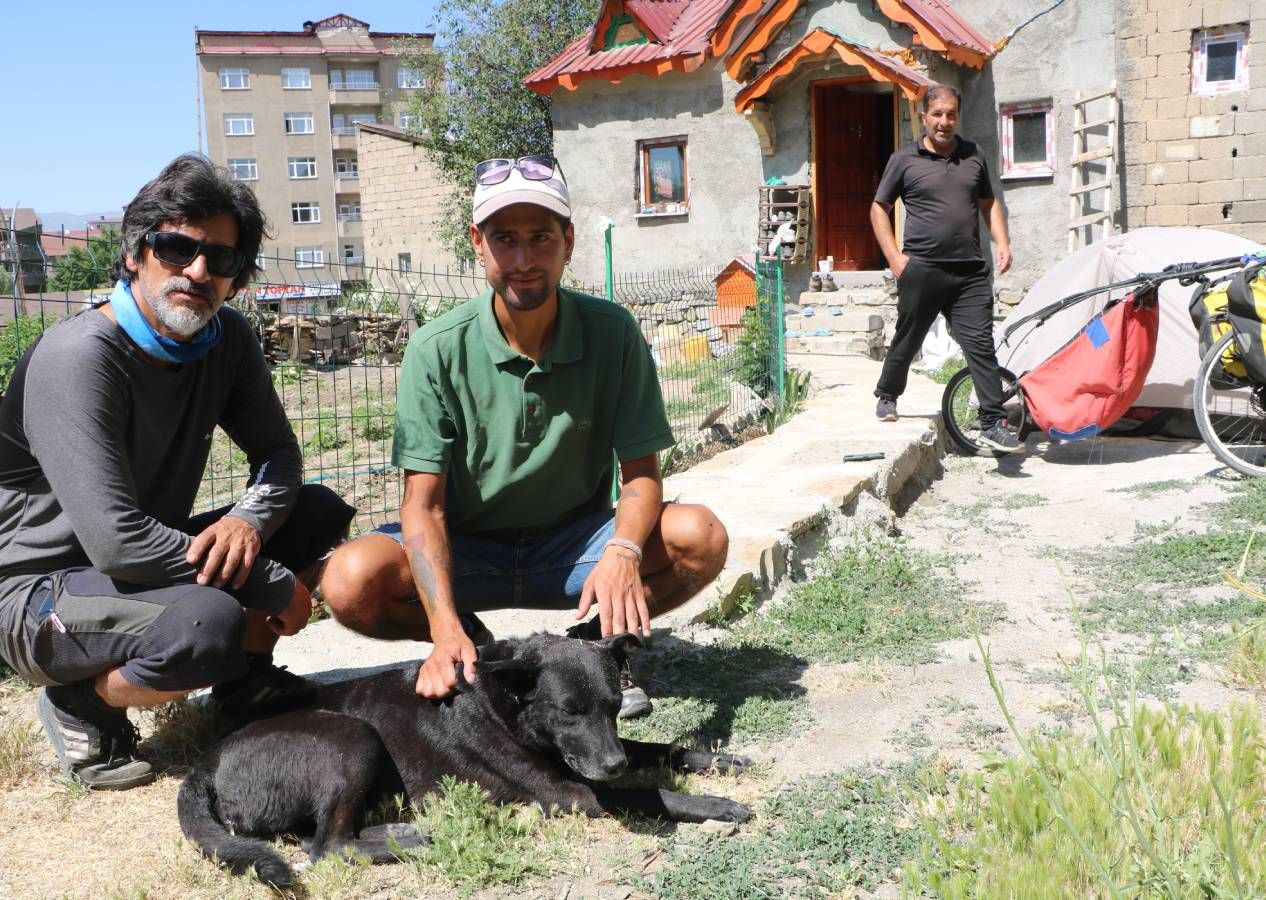 Şilili gezgin Diego Sebastian Haro Lopez ülkesinden bisikletle yola çıkıp köpeği Milo'yla 80 ülke gezdi - Sayfa 10