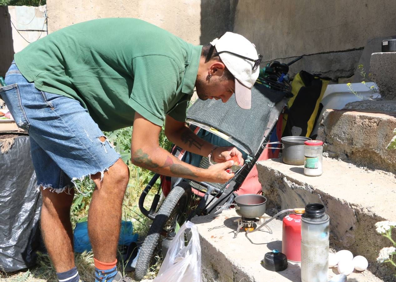 Şilili gezgin Diego Sebastian Haro Lopez ülkesinden bisikletle yola çıkıp köpeği Milo'yla 80 ülke gezdi - Sayfa 6