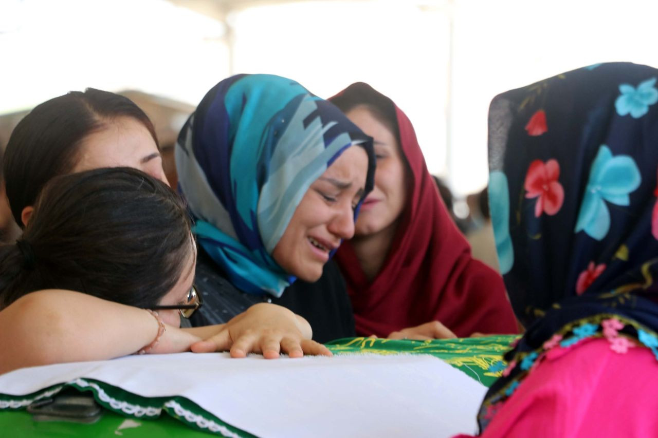 Gaziantepli Emel memurun şüpheli ölümü! İki aylık hamileydi, üçüncü kattaki evlerinin penceresinden düştü - Sayfa 6