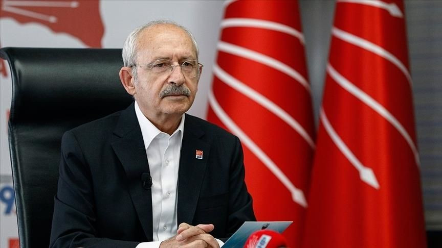 Kılıçdaroğlu ile Özgür Özel arasında butlan restleşmesi! CHP’de kritik karar öncesi savaş manşetlerde... Sözcü Kılıçdaroğlu'nu, Cumhuriyet Özgür Özel'i verdi - Sayfa 4