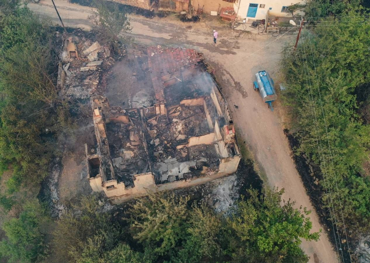 Sakarya yangını Bilecik'e sıçradı, köyler tahliye edildi! Alevlerin teslim aldığı bölgeden korkunç kareler - Sayfa 10