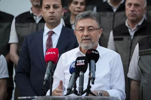 İzmir alev altında! Menderes–Seferihisar hattında orman yangını büyüyor - Sayfa 3