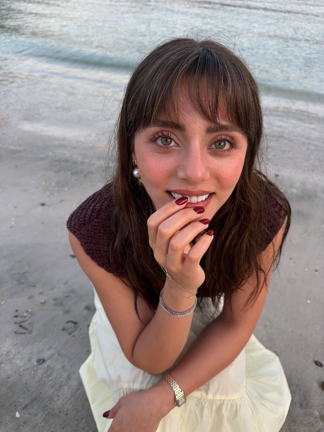 Sıla Türkoğlu ve Ata Ayyıldız, Muğla tatilinde! Ünlü oyuncu sahilde resim yaptı - Sayfa 2