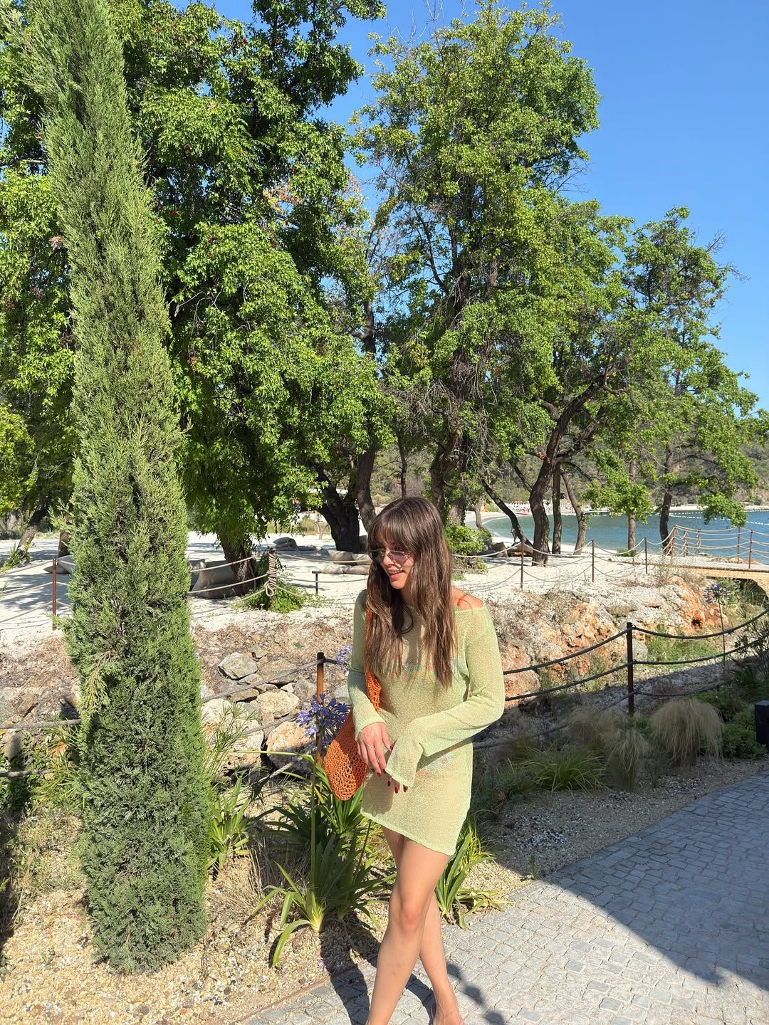 Sıla Türkoğlu ve Ata Ayyıldız, Muğla tatilinde! Ünlü oyuncu sahilde resim yaptı - Sayfa 7