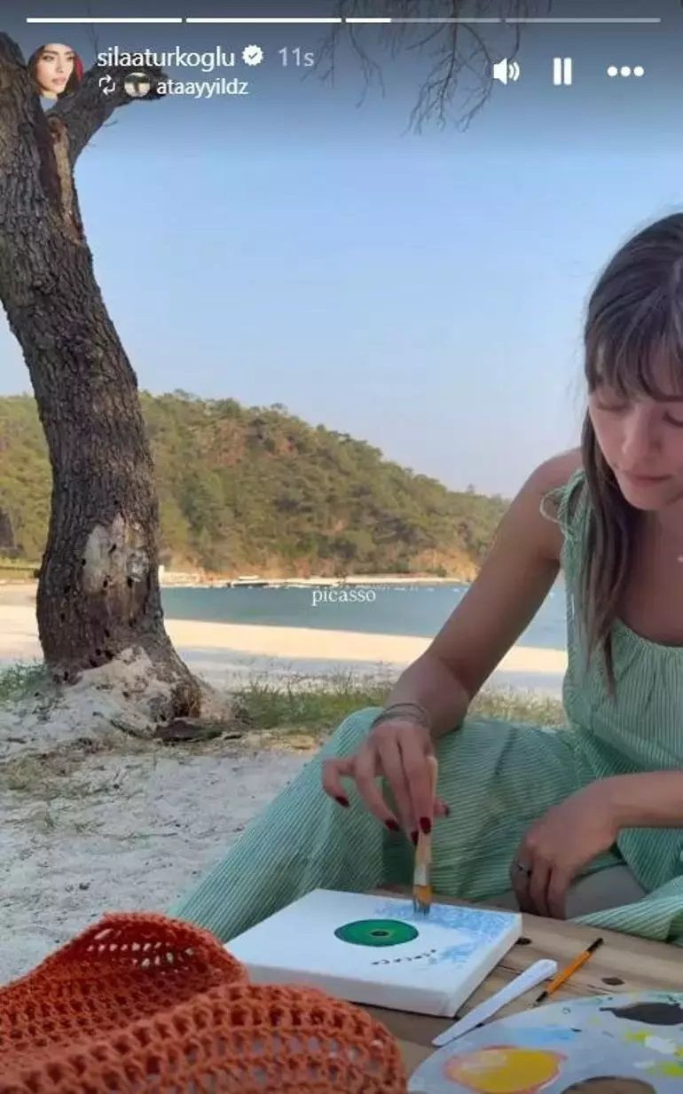 Sıla Türkoğlu ve Ata Ayyıldız, Muğla tatilinde! Ünlü oyuncu sahilde resim yaptı - Sayfa 3