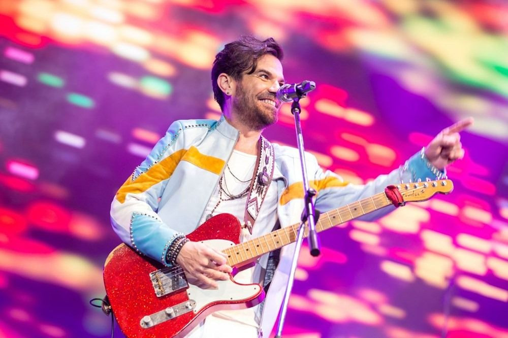 Müzikte yeni patronlar belli oldu! Cem Adrian zirvede Tarkan çekildi! İşte yıllık kazançları... - Sayfa 10