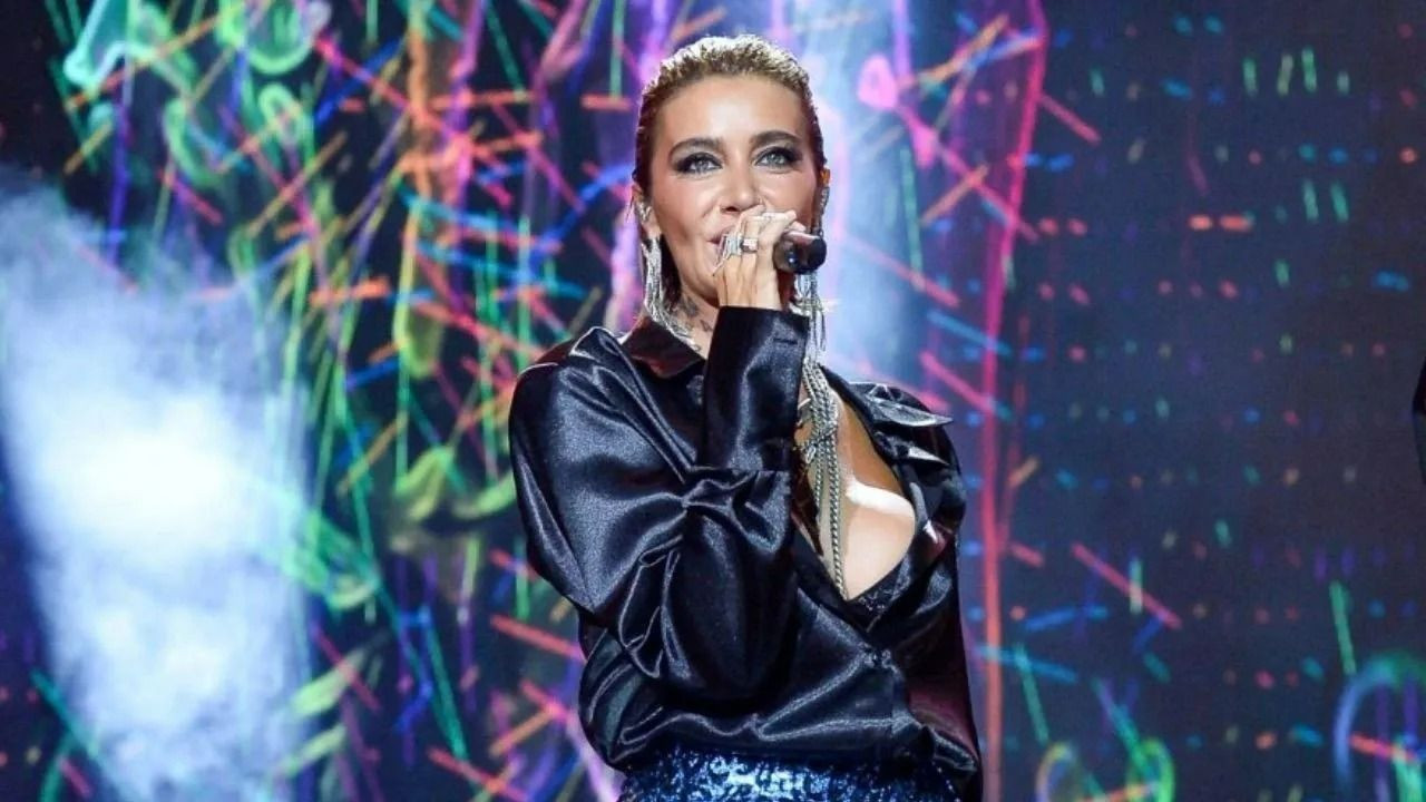 Müzikte yeni patronlar belli oldu! Cem Adrian zirvede Tarkan çekildi! İşte yıllık kazançları... - Sayfa 23