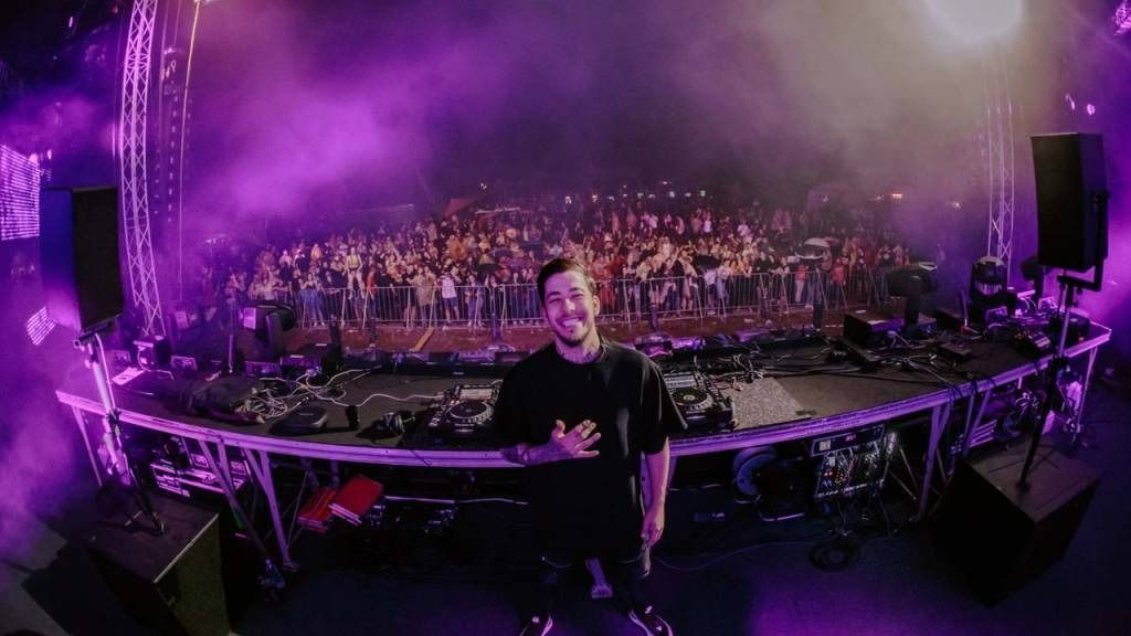 Müzikte yeni patronlar belli oldu! Cem Adrian zirvede Tarkan çekildi! İşte yıllık kazançları... - Sayfa 28