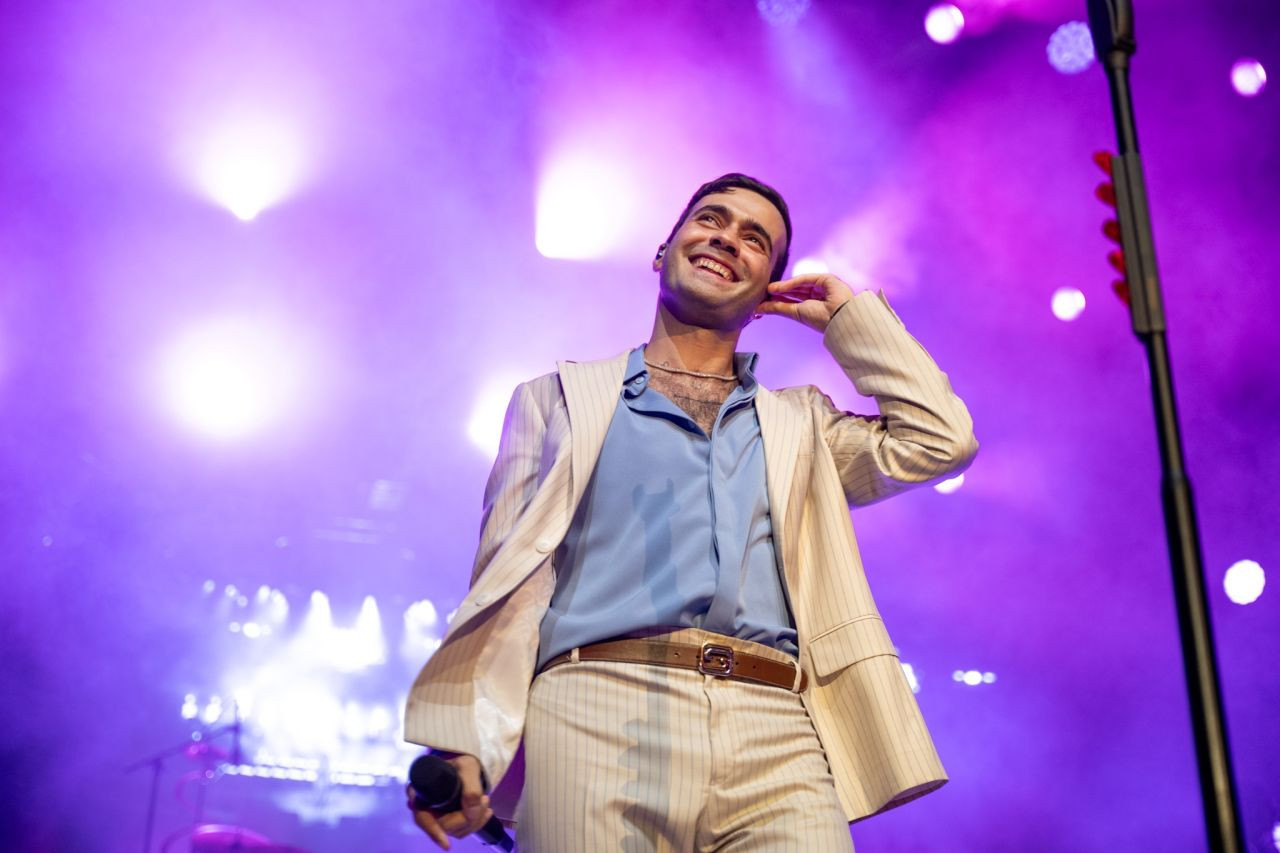 Müzikte yeni patronlar belli oldu! Cem Adrian zirvede Tarkan çekildi! İşte yıllık kazançları... - Sayfa 4