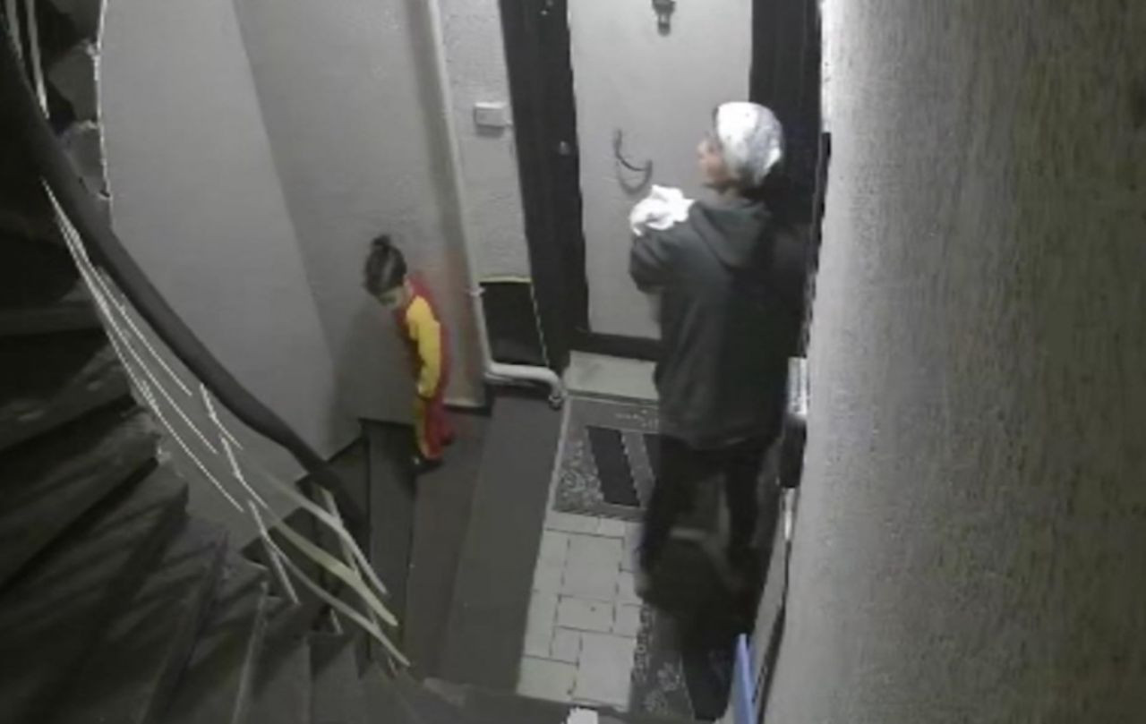 Şişli'de vicdanları sızlatan olay... 3 günlük bebeğini çöpe koydu! “Bakamadığım için attım” dedi, tutuklandı!