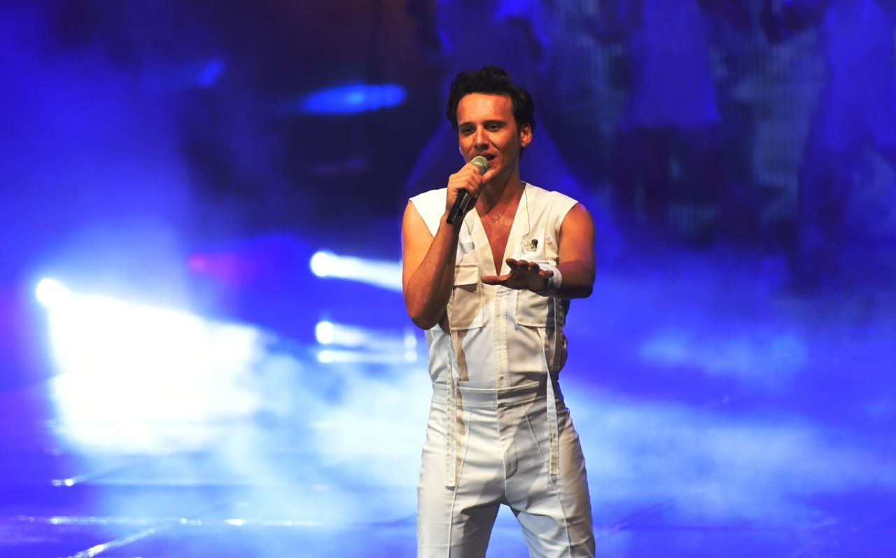 Müzikte yeni patronlar belli oldu! Cem Adrian zirvede Tarkan çekildi! İşte yıllık kazançları... - Sayfa 8