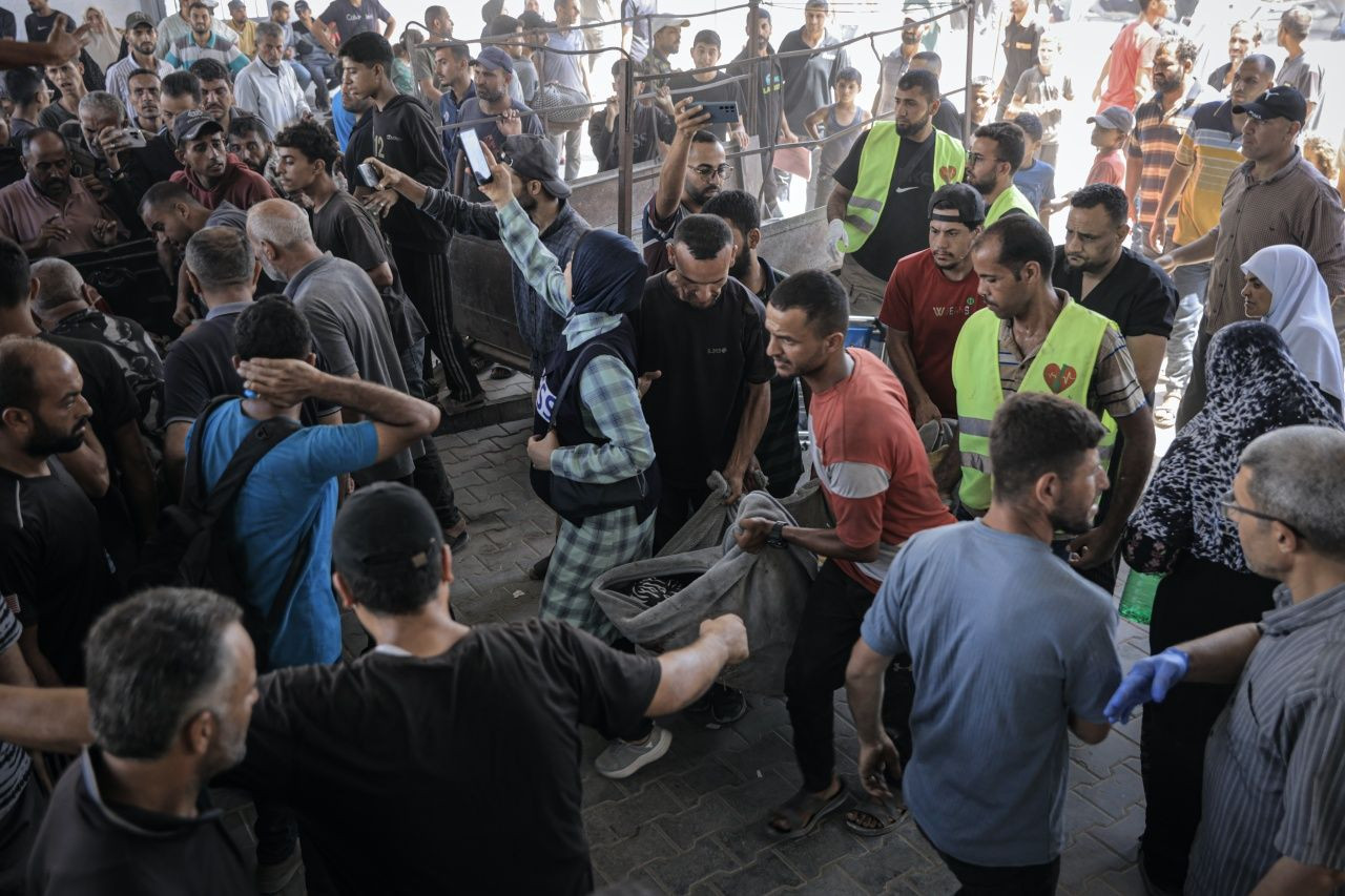 Alçaklar sürüsü, Endonezya Hastanesi Başhekimi Mervan Sultan'ın evini bombaladı!  Eşi ve beş çocuğuyla birlikte şehit edildi... - Sayfa 5