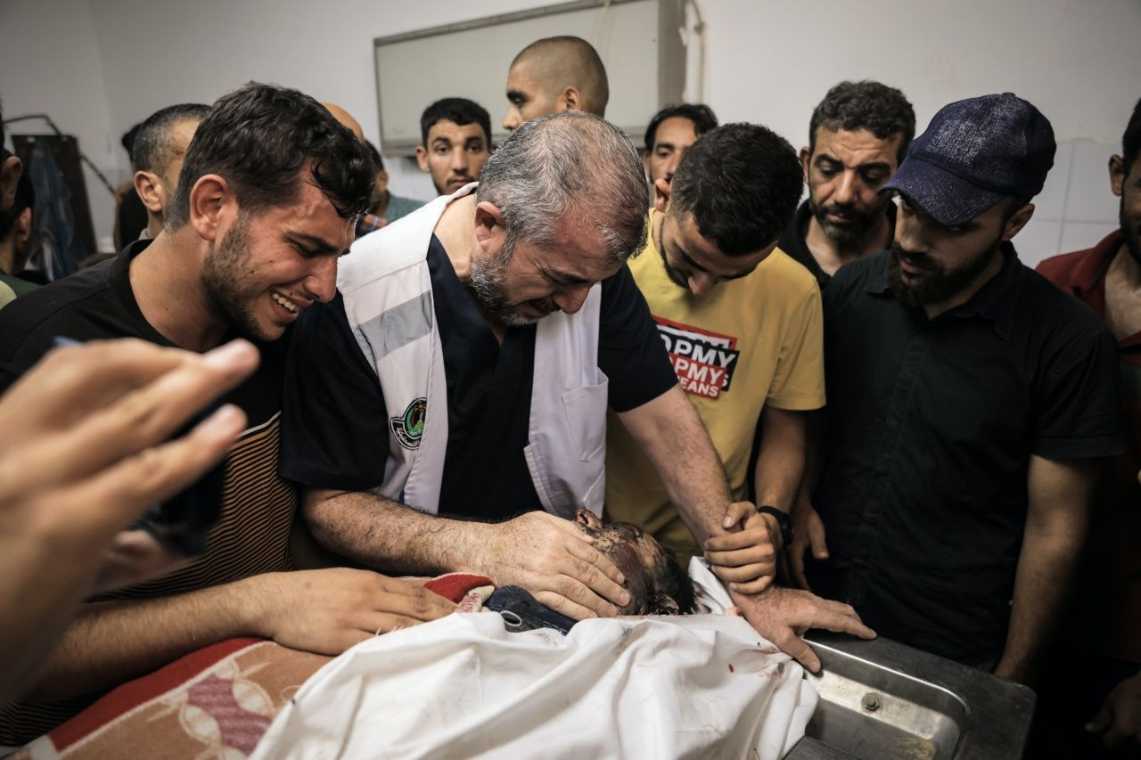 Alçaklar sürüsü, Endonezya Hastanesi Başhekimi Mervan Sultan'ın evini bombaladı!  Eşi ve beş çocuğuyla birlikte şehit edildi... - Sayfa 3