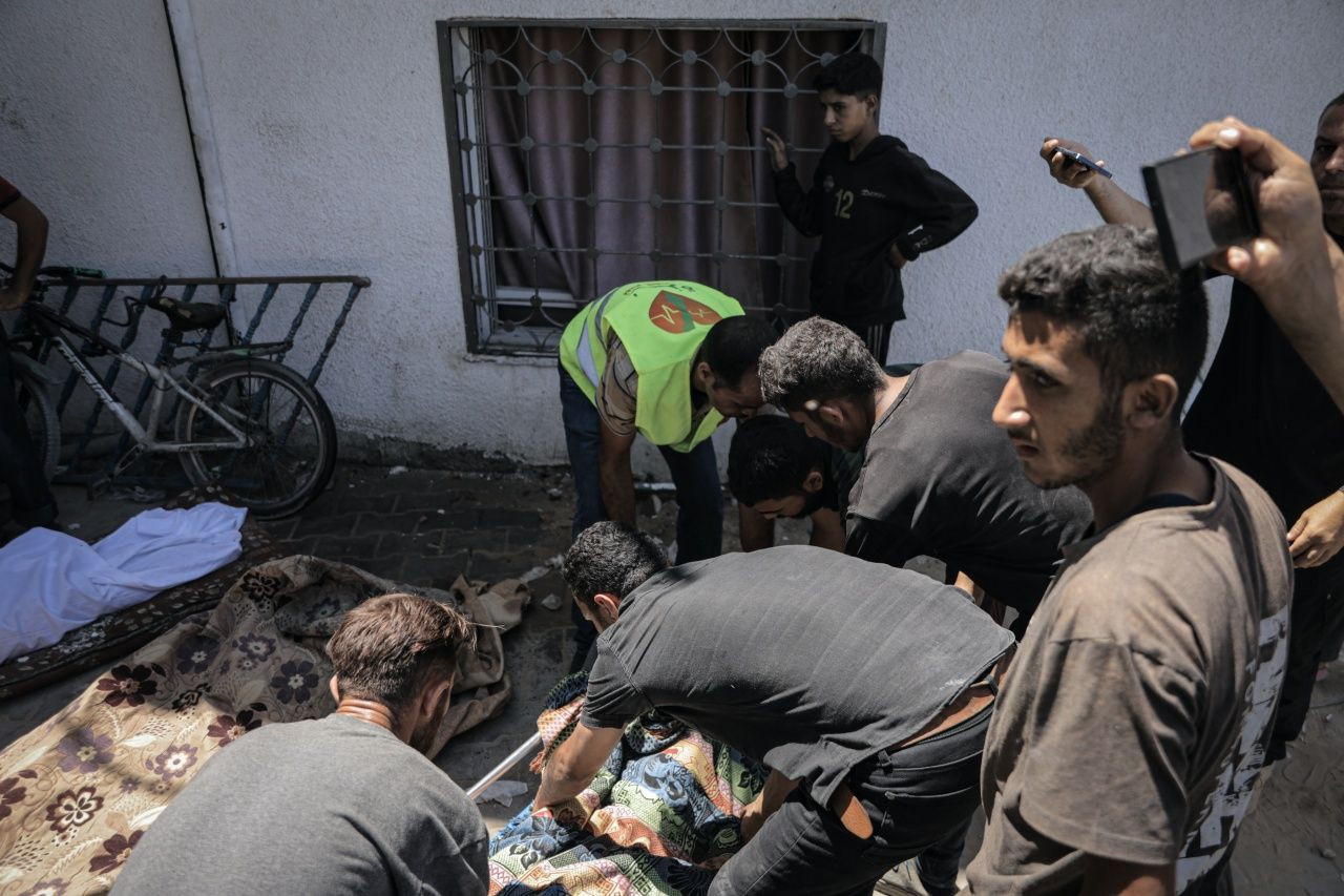 Alçaklar sürüsü, Endonezya Hastanesi Başhekimi Mervan Sultan'ın evini bombaladı!  Eşi ve beş çocuğuyla birlikte şehit edildi... - Sayfa 13