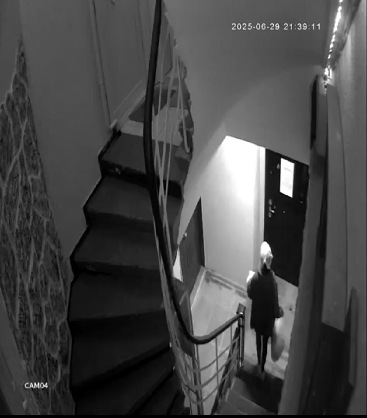 Şişli'de vicdanları sızlatan olay... 3 günlük bebeğini çöpe koydu! “Bakamadığım için attım” dedi, tutuklandı! - Sayfa 4