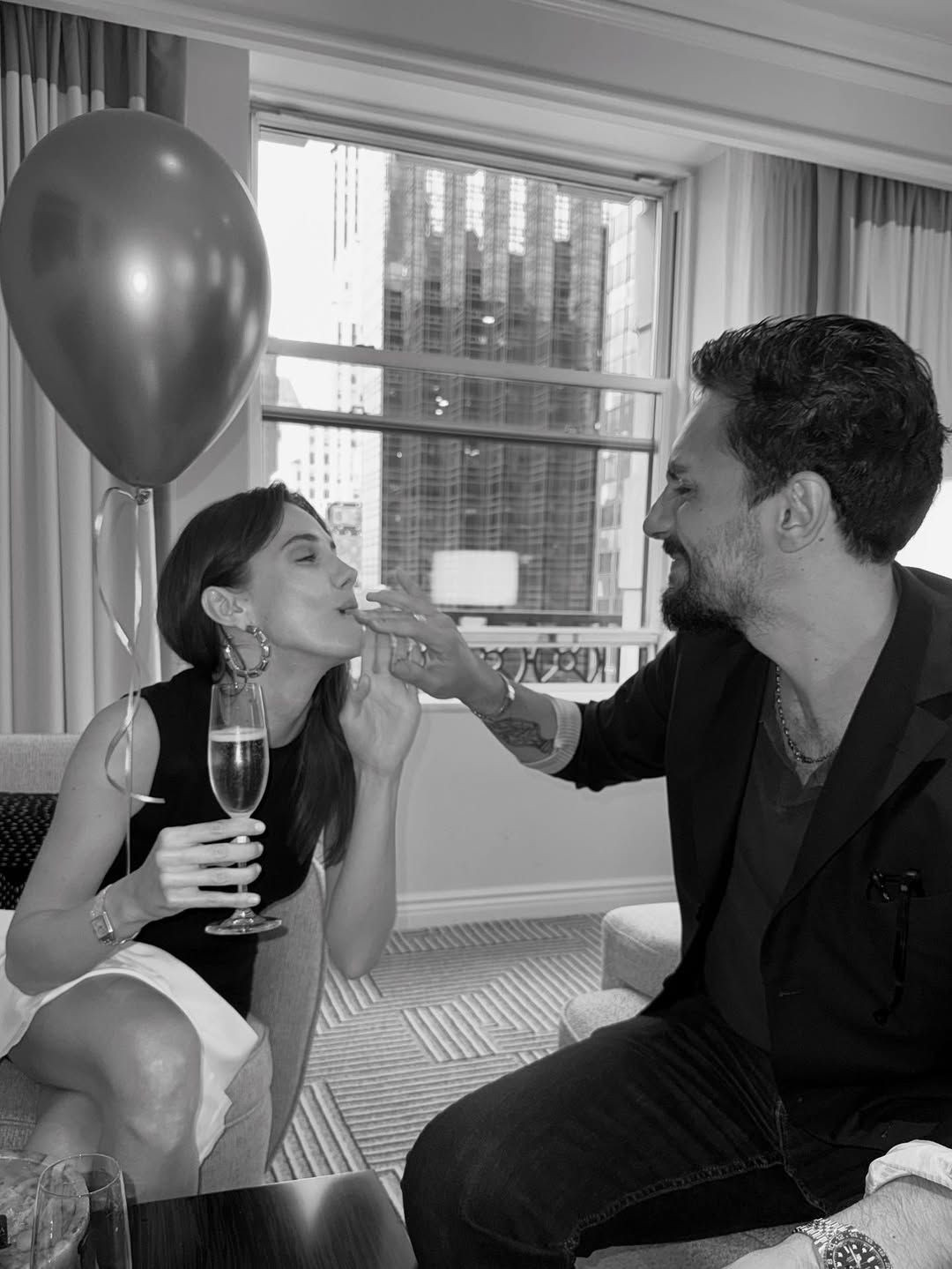 Alina Boz ve Umut Evirgen’den New York’ta romantik tatil kareleri - Sayfa 4