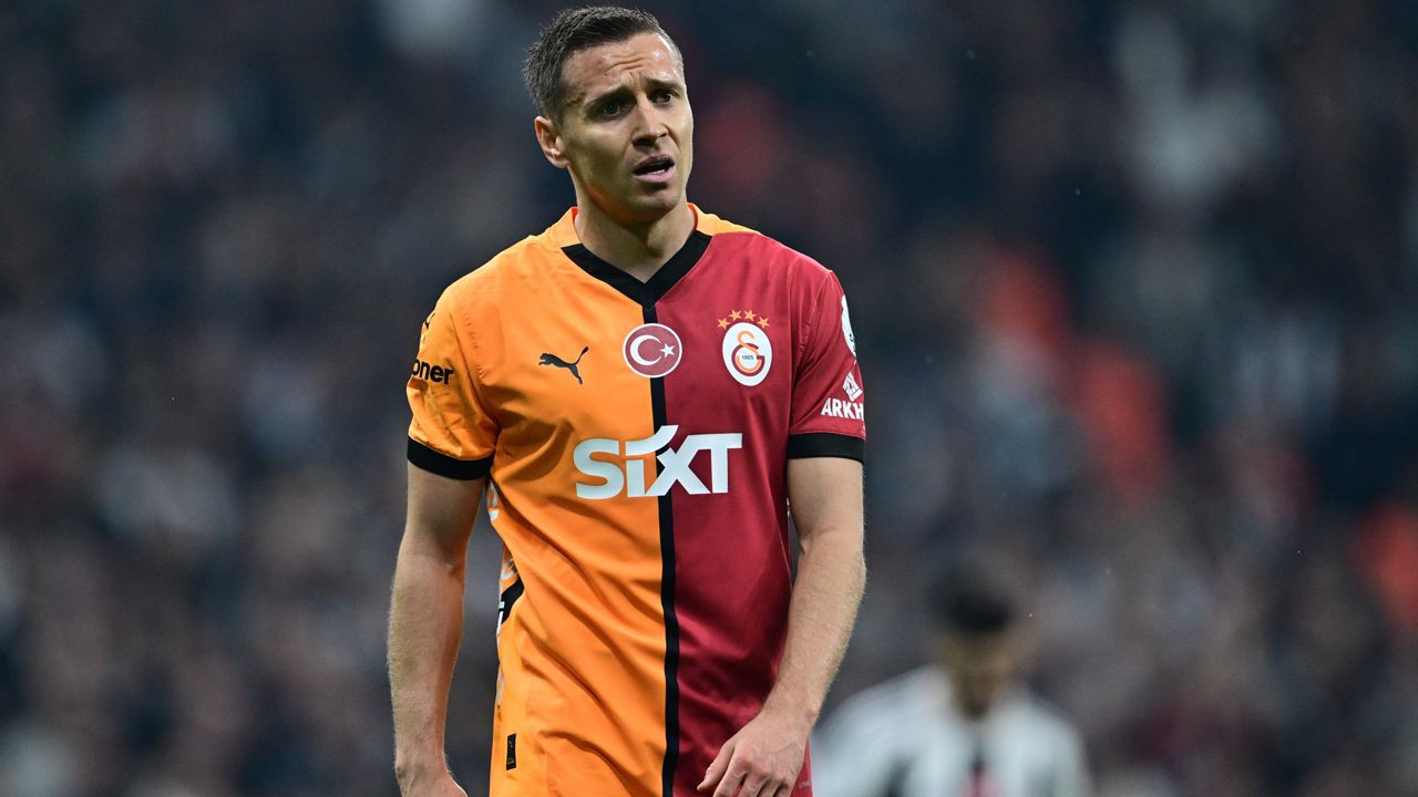 Galatasaray'da temizlik başlıyor! Okan Buruk 5 oyuncunun üstünü çizdi: İşte veda edecek isimler - Sayfa 8