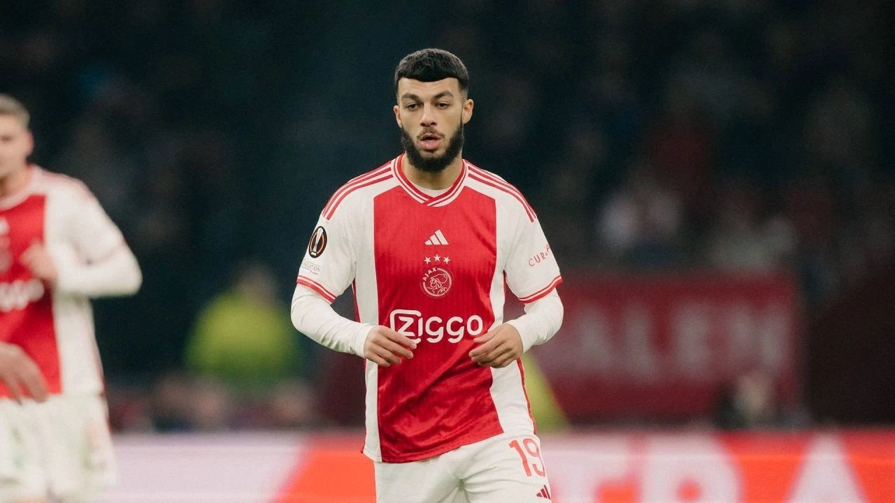 Galatasaray'ın gözdesi Fenerbahçe yolunda! Mikautadze transferinde sıcak gelişmeler - Sayfa 1