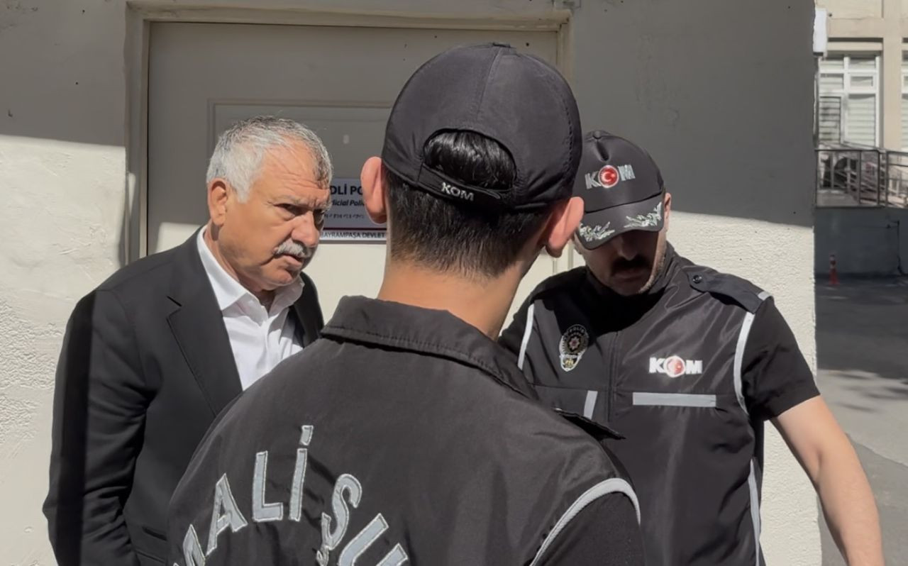 Baskı yoluyla menfaat temini; Adana - İstanbul arası rüşvet ağı belgelendi - Sayfa 1