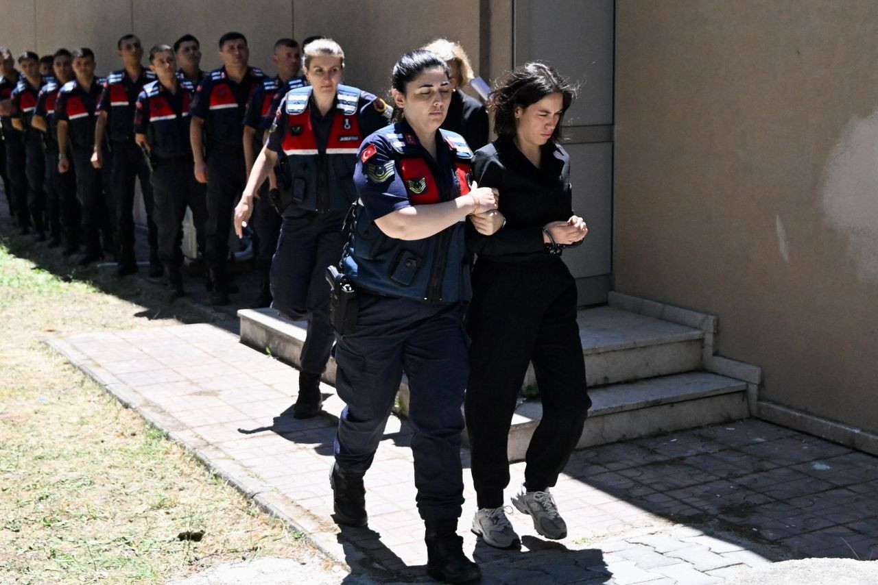 Grand Kartal Otel’in sahibi Halit Ergül mahkemede herkes özür beklerken "kusurum yok" dedi, çapraz sorgusu sürüyor - Sayfa 1