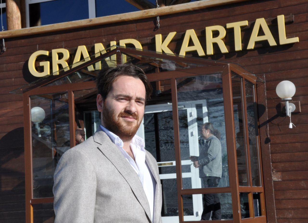 Otelin Genel Müdürü ailesini kurtarıp kaçmış... Görüntüler salonda izletildi, "Katilsiniz" - Sayfa 1