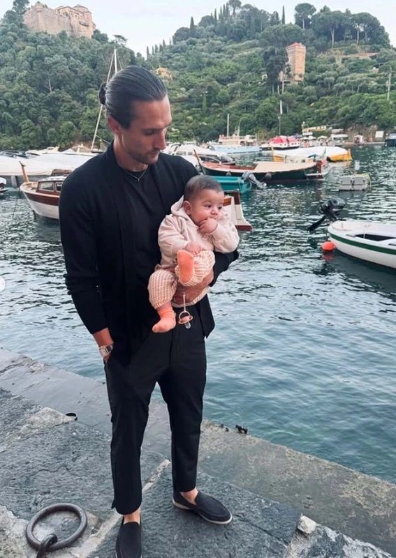 Melisa Aslı Pamuk ile Yusuf Yazıcı'nın oğlu Mylan'ın annesine benzerliği olay oldu - Sayfa 4