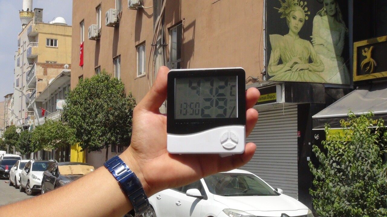 Hayatı felç eden sıcaklık! O ilçede termometreler 47 dereceyi gördü! - Sayfa 2