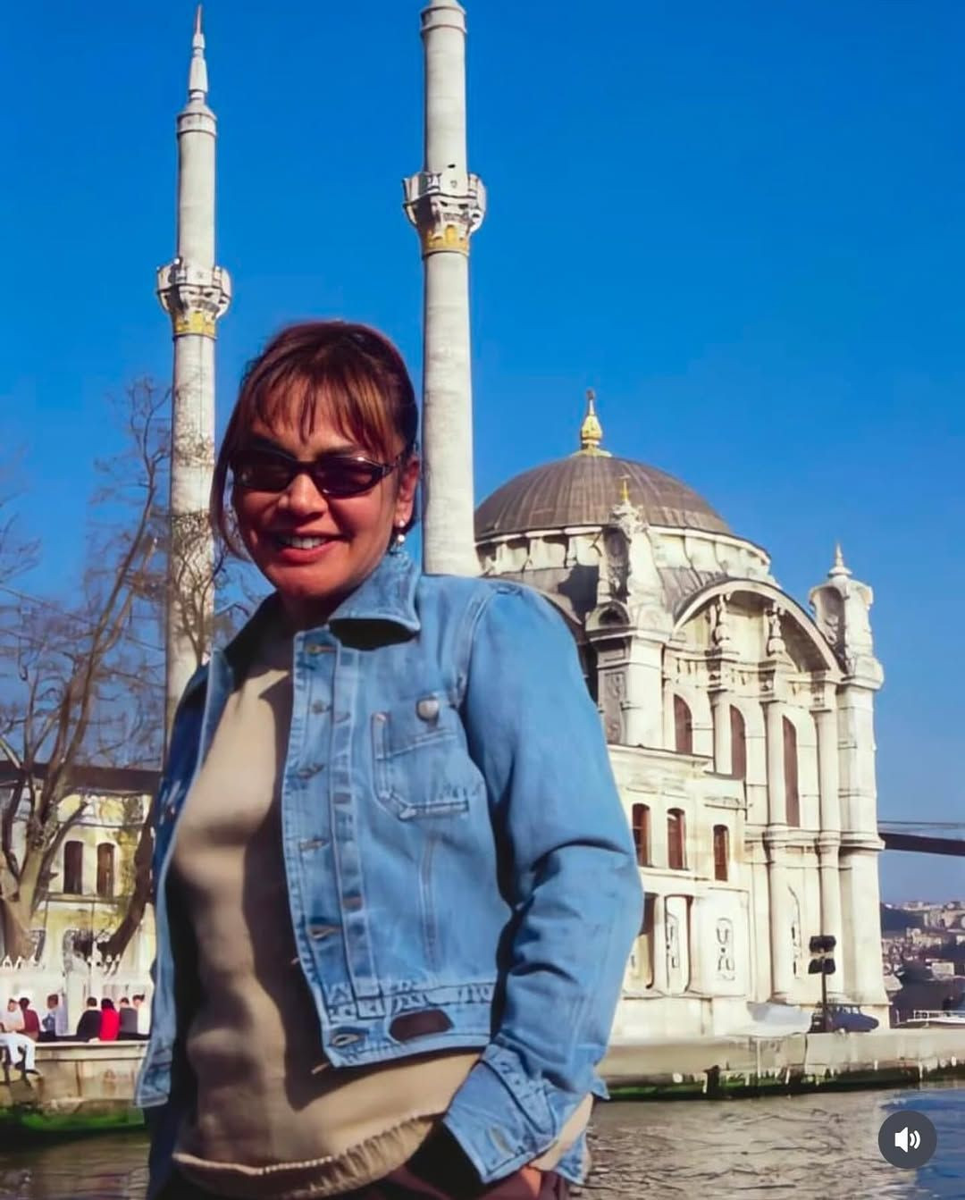 Sırrı Süreyya Önder'in ölümünün ardından saçlarını kazıtan Sezen Aksu son halini paylaştı - Sayfa 3
