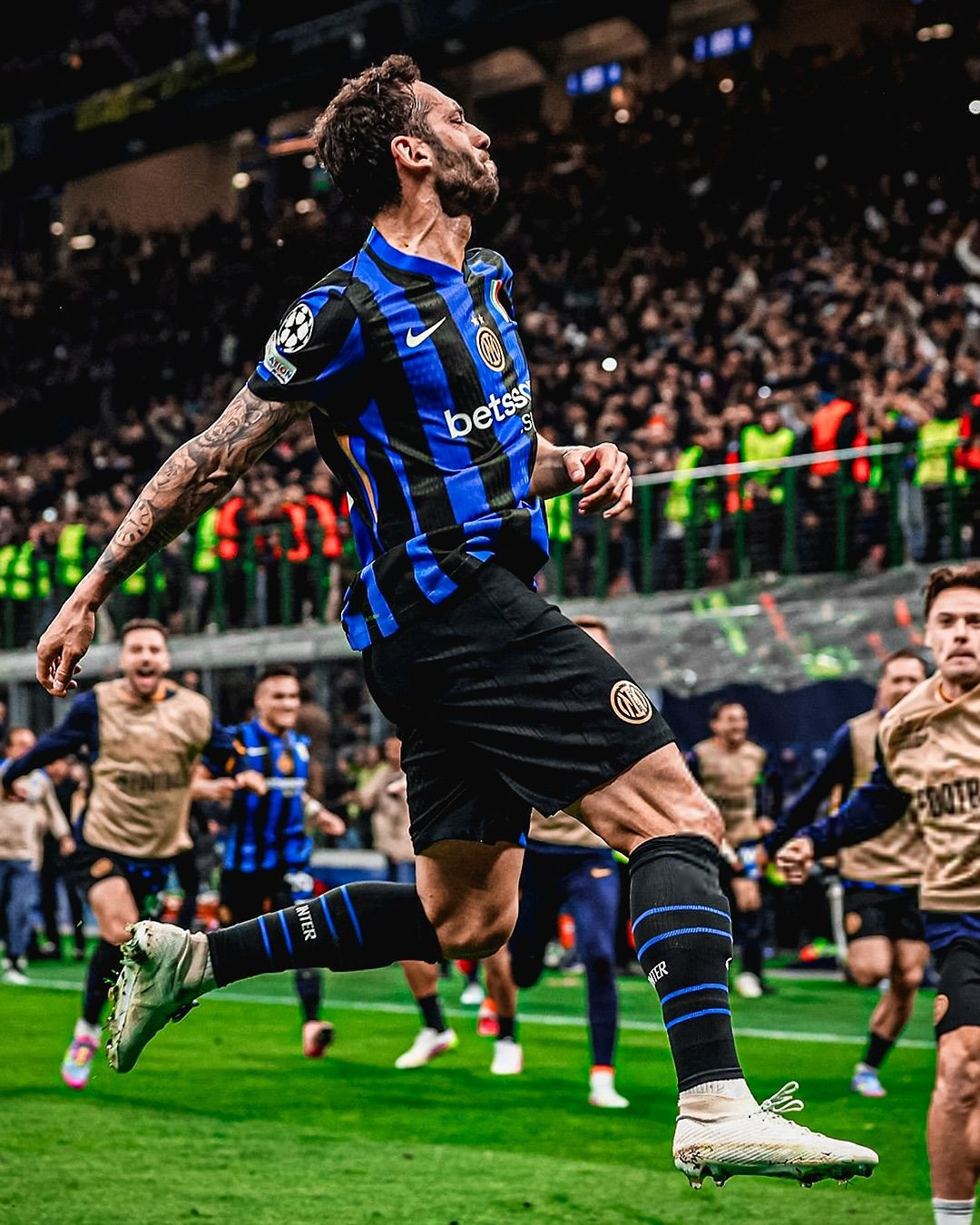 Hakan Çalhanoğlu'nun Fenerbahçe'ye transferinde son durum... Yıllık ücreti belli oldu, transfer her an açıklanabilir - Sayfa 7