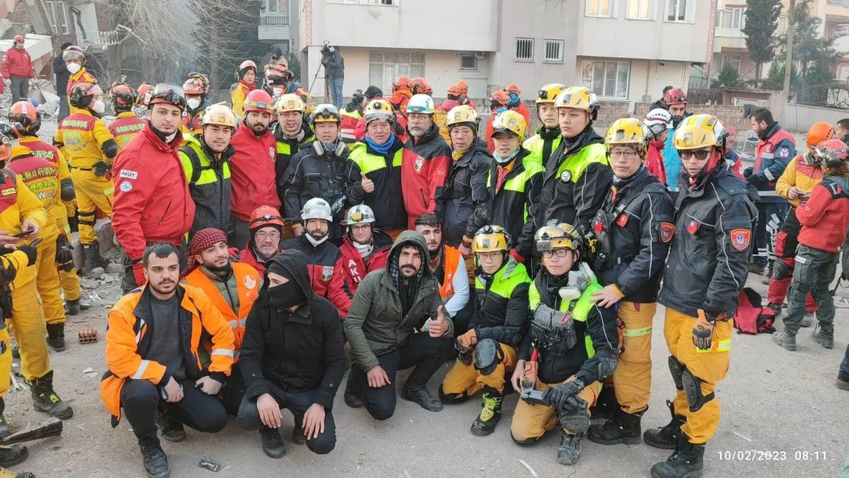 “Motoru sattırdık, kaza yapmasın diye… Böyle bir şey oldu...” Yangın şehidi Bayram Eren Arslan’ın babası konuştu, gözyaşları sel oldu - Sayfa 2