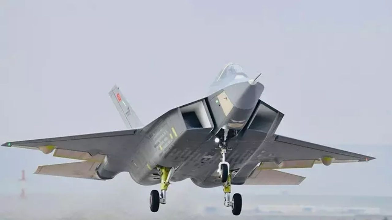 Türkiye'den tarihi savunma ihracatı! İmzalar atıldı! 48 adet KAAN savaş uçağı Endonezya'ya satıldı! - Sayfa 1